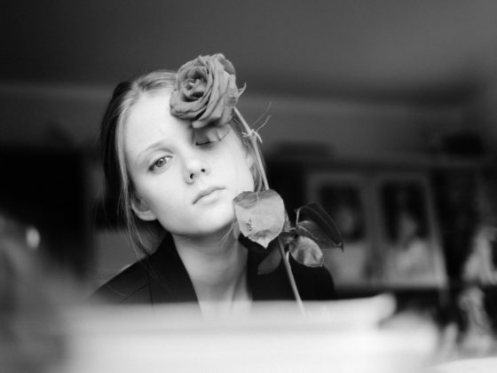 Тревожность снижается вежливостью